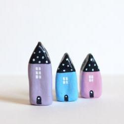 Little Village with 3 Little Clay Houses